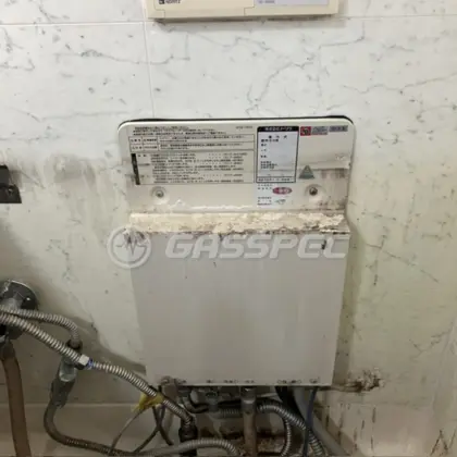 施工前の給湯器（GTS-161A）