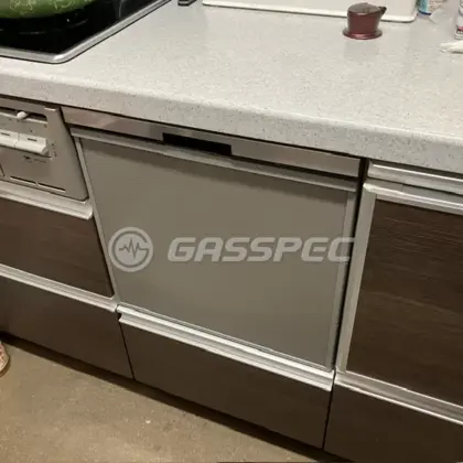施工後のビルトイン食洗機（パナソニック NP-45BS1S）