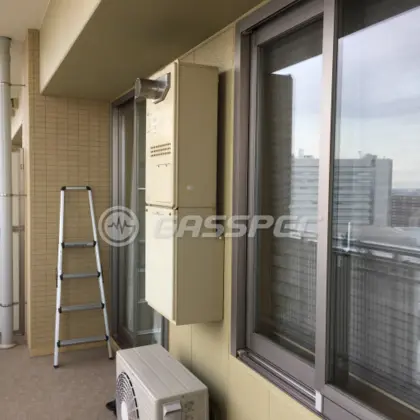 施工前の暖房熱源機（GTH-2417AWX3H-T）