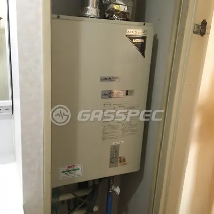 施工前の暖房熱源機（AD-243FFA）