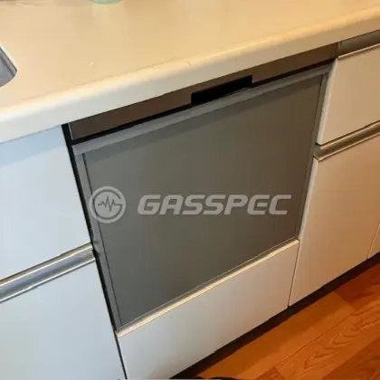 施工後のビルトイン食洗機（パナソニック NP-45BS1S）