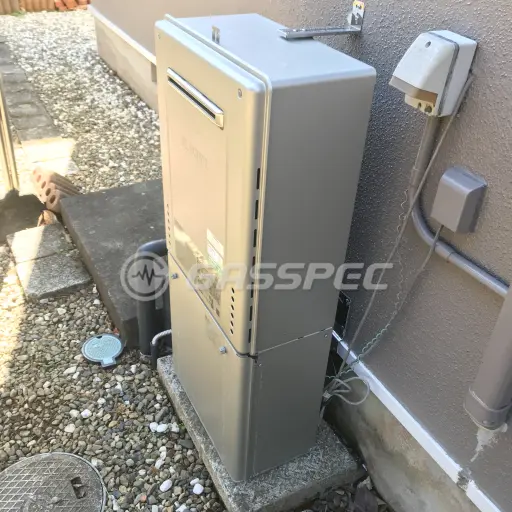 交換前の給湯器（ノーリツ GT-C2462SAWX-2）