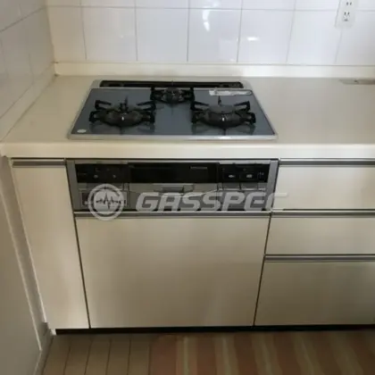 施工前のビルトインガスコンロ（HR-P863-XEBHR）