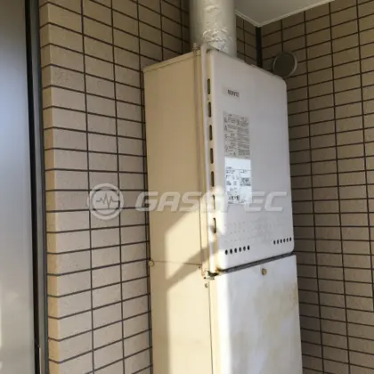 施工前の給湯器（GT-2428AWX-H）
