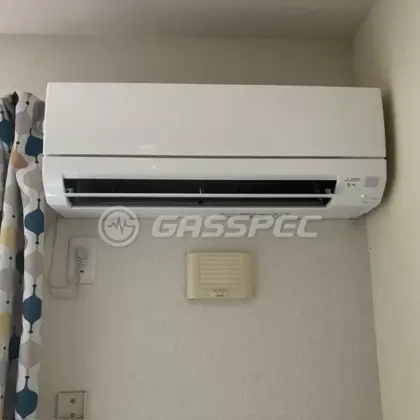 施工後のエアコン（三菱 MSZ-GV2826-W）