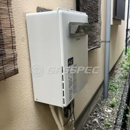 施工後の給湯器（リンナイ RUF-A2405SAW(C)）