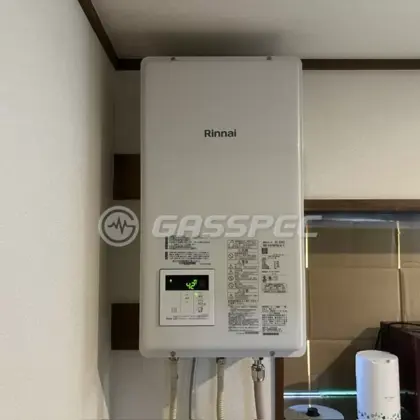 施工後の給湯器（リンナイ RUX-V1615SFFBA(A)-E）