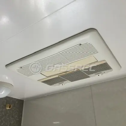 施工前の浴室乾燥機（FD2810F1M）