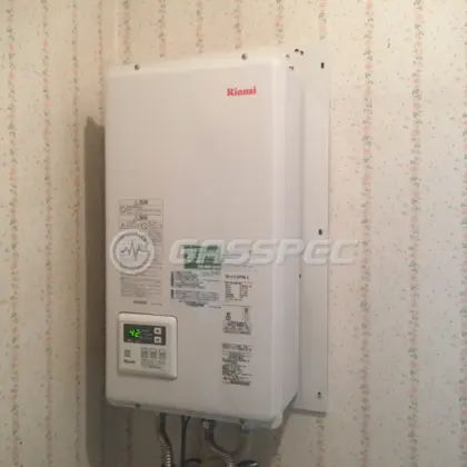 施工後の給湯器（リンナイ RUX-V1615SFFBA-E）
