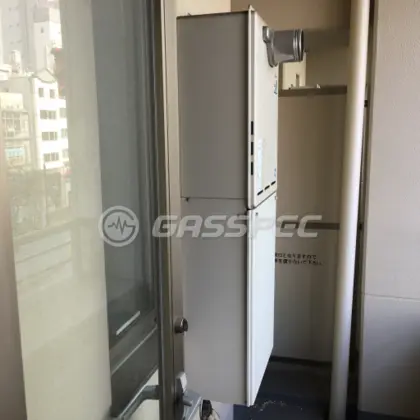 施工前の給湯器（RUF-A1600SAT）