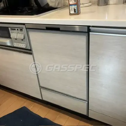 施工後のビルトイン食洗機（パナソニック NP-45BD1S）