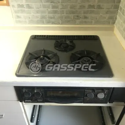 施工前のビルトインガスコンロ（RBG-31A7S）