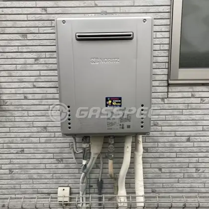 施工後の給湯器（ノーリツ GT-C2072SAW-1 BL）