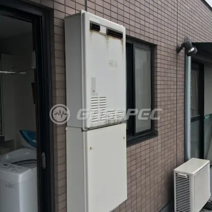 施工前の給湯器（GJ-24T1R）
