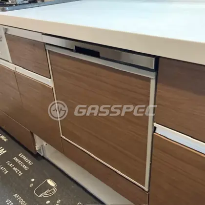 施工後のビルトイン食洗機（パナソニック NP-45BS1S）