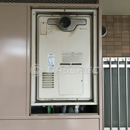 施工前の暖房熱源機（RUFH-V2400SAT2-3）