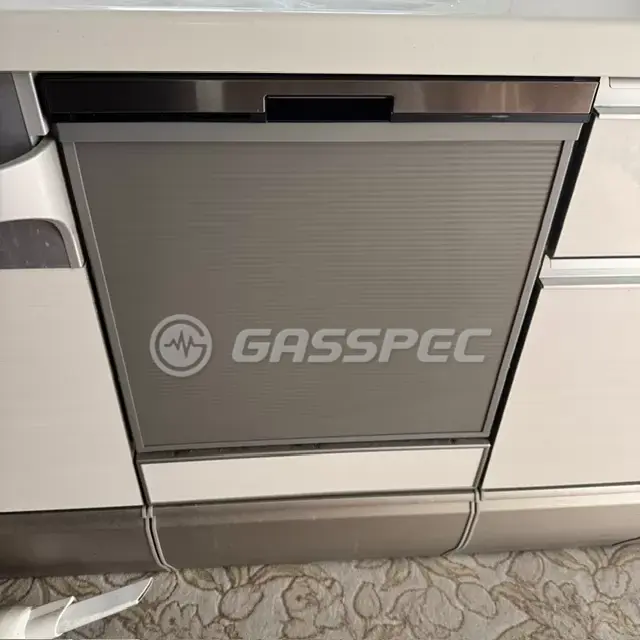 交換後のビルトイン食洗機（パナソニック NP-45BS1S）