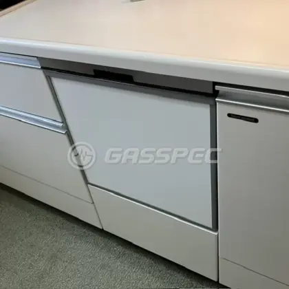施工後のビルトイン食洗機（パナソニック NP-45BS1S）