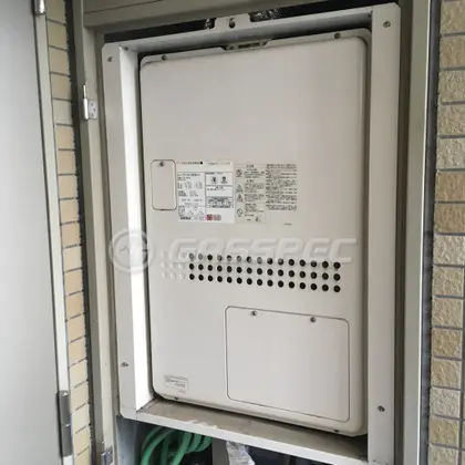 施工前の暖房熱源機（GTH-2417AWX6H-H）