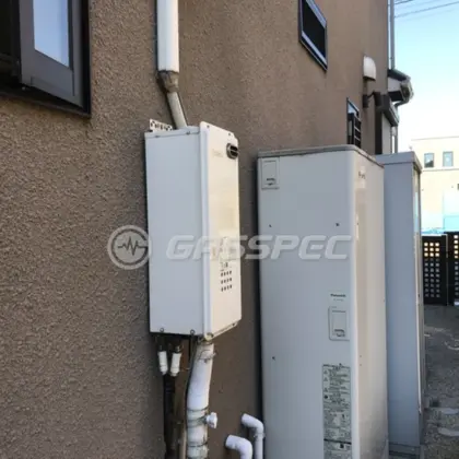 施工前の暖房熱源機（GH-712W3H）