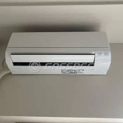 施工後のエアコン（三菱 MSZ-GV2826-W）