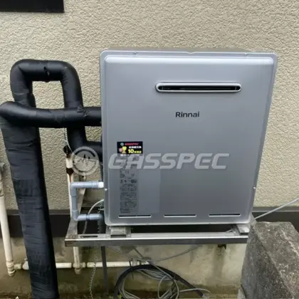 施工後の給湯器（リンナイ RFS-E2008SA(B)）