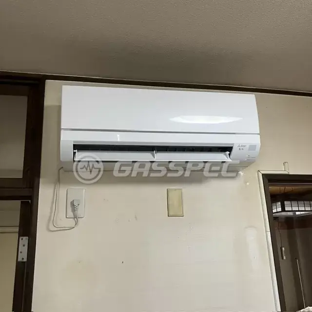 交換後のエアコン（三菱 MSZ-GV2226-W）