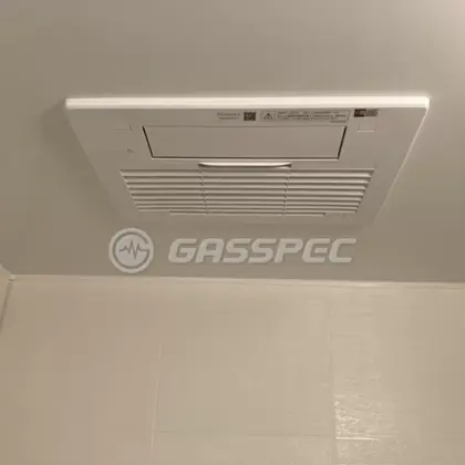 施工後の浴室乾燥機（リンナイ RBH-C3302K1P）