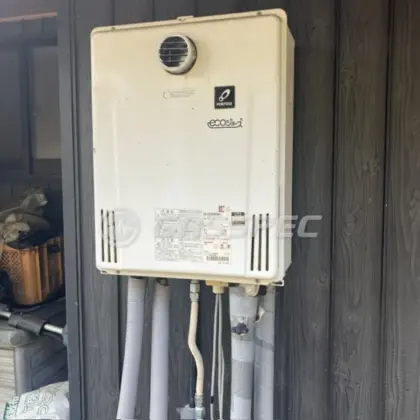 施工前の給湯器（GX-SE2000ZW）