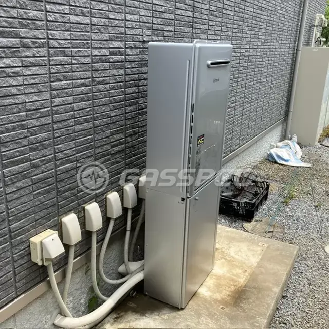 交換後の暖房熱源機（リンナイ RUFH-E2408AW2-6(A)）