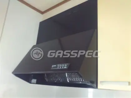 施工前のレンジフード