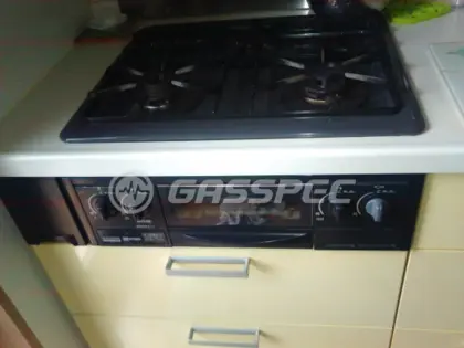 施工前のビルトインガスコンロ（RSG631A0RHK）