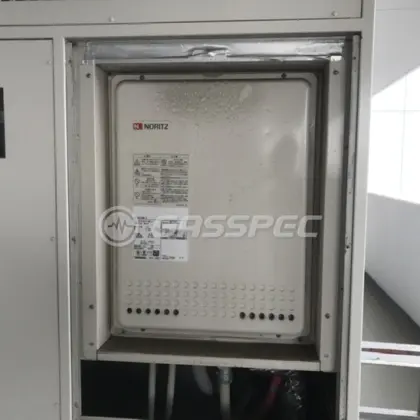 施工前の給湯器（GT-2428SAWX-H）