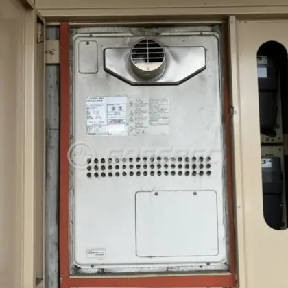 施工前の暖房熱源機（GTH-2413AWXH-T）