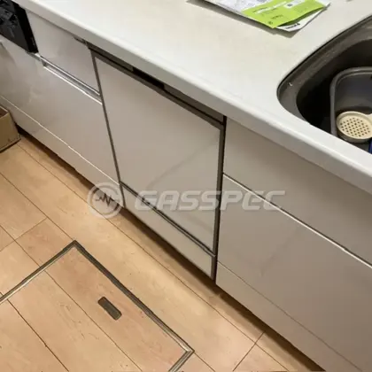 施工後のビルトイン食洗機（パナソニック NP-45BD1S）