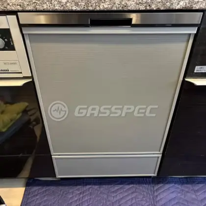施工後のビルトイン食洗機（パナソニック NP-45BD1S）