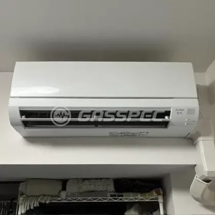 施工後のエアコン（三菱 MSZ-GV2226-W）