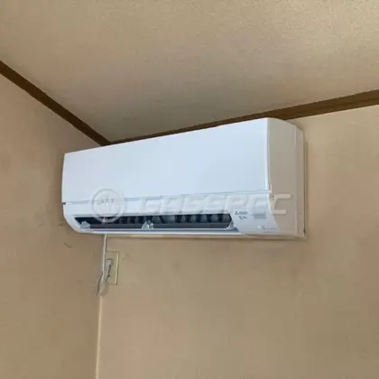 施工後のエアコン（三菱 MSZ-GV2226-W）