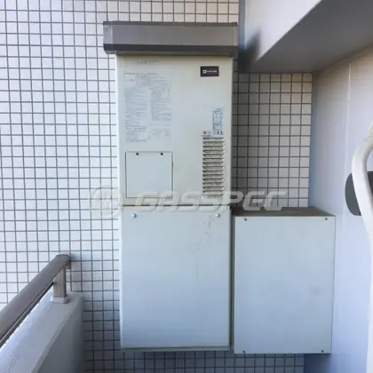 施工前の暖房熱源機（AT4203ARSAW3QU-F）
