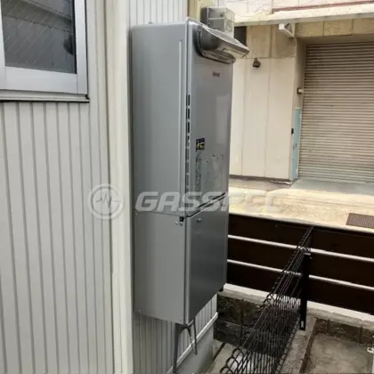 施工後の暖房熱源機（リンナイ RUFH-E2407SAW2-3(A)）
