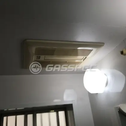 施工前の浴室乾燥機（BDV-3300UKN）