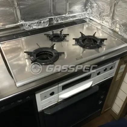 施工前のビルトインガスコンロ（RSK-N78W6GD13X3）