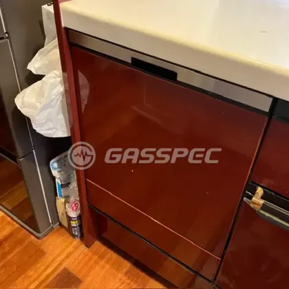 施工後のビルトイン食洗機（パナソニック NP-45BS1W）