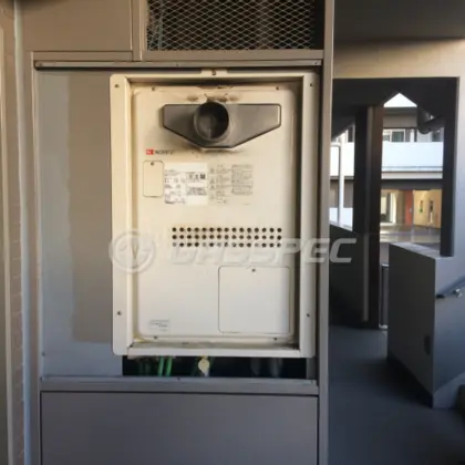 施工前の暖房熱源機（GTH-2434AWX3H-T）