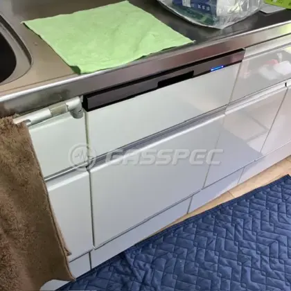 施工後のビルトイン食洗機（パナソニック NP-45BD1W）