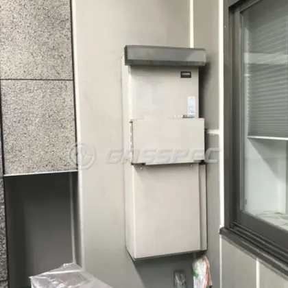 施工前の暖房熱源機（AT-4200ARSAW3Q-56-F）