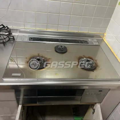 施工前のビルトインガスコンロ（C3WM4PWASKSTE）