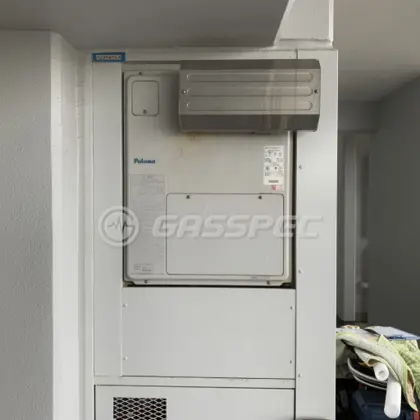 施工前の暖房熱源機（DH-N2407AWADL）