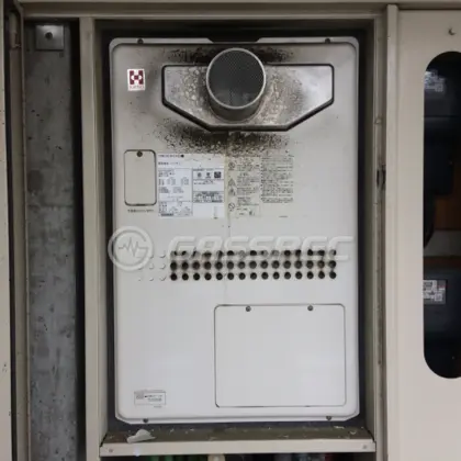施工前の暖房熱源機（YGM2454RTA6H）