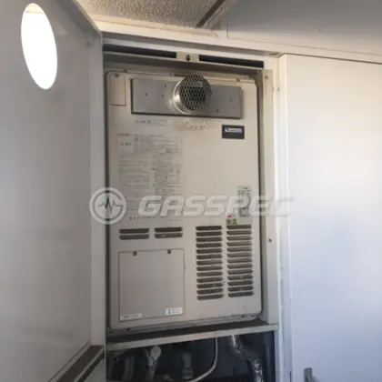 施工前の暖房熱源機（AT366RSA-AW2Q-C）